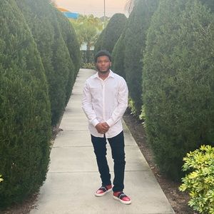 Meet your Posher, Jay